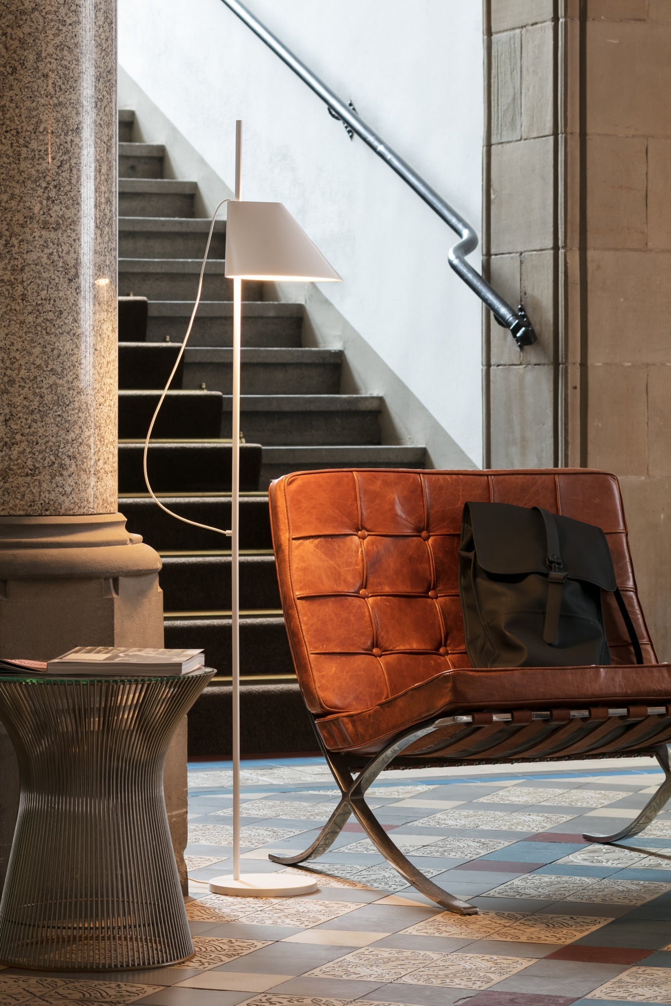 Louis Poulsen YUH Gulvlampe - Hvid