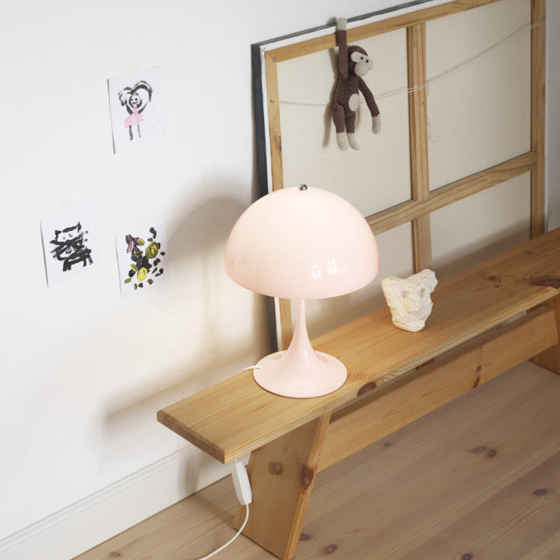 Louis Poulsen Panthella 250 Bordlampe Pale Rose Acryl