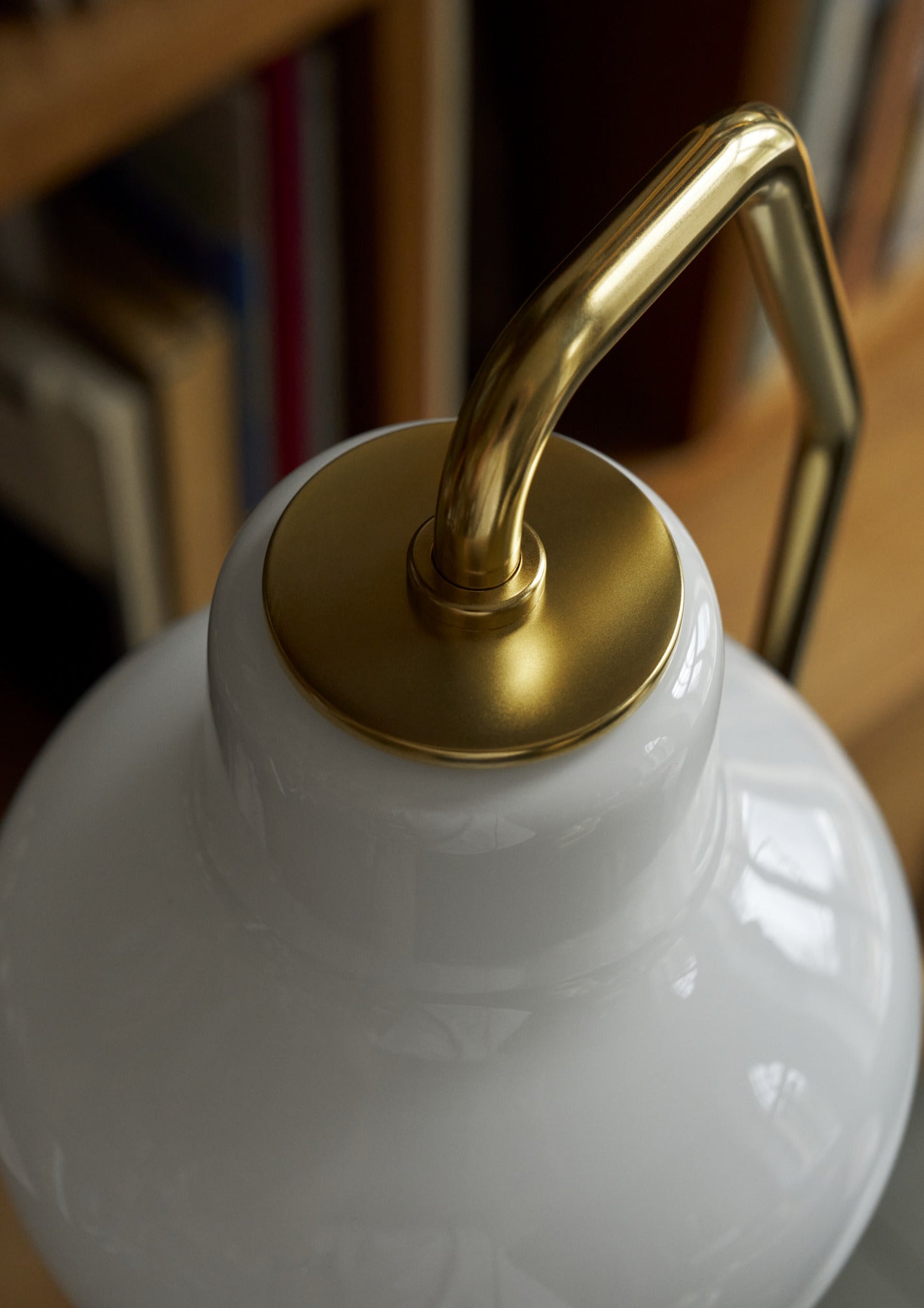 Louis Poulsen - VL Ring Crown Gulvlampe – Brass / Opal Glass